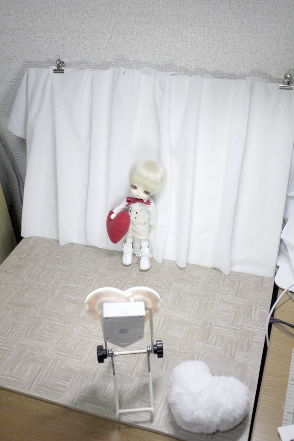 ドール撮影用壁床~緑の天使×白～ ic.sch.id