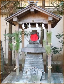 20170103　　境内　　2　　　水稲荷神社