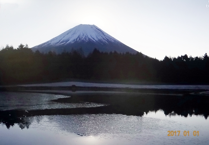 DSC07777湖からの富士山