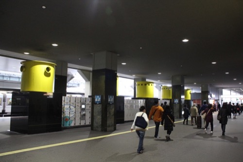 0211：JR京都駅ビル 黄色い突起のデザイン