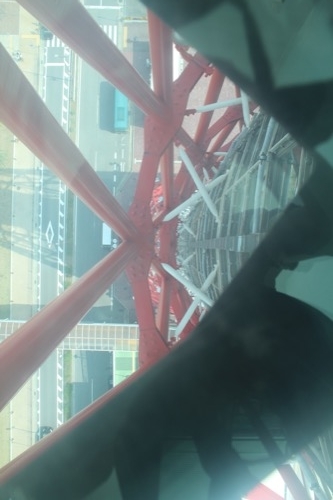 0223： 神戸ポートタワー 透けるガラス床