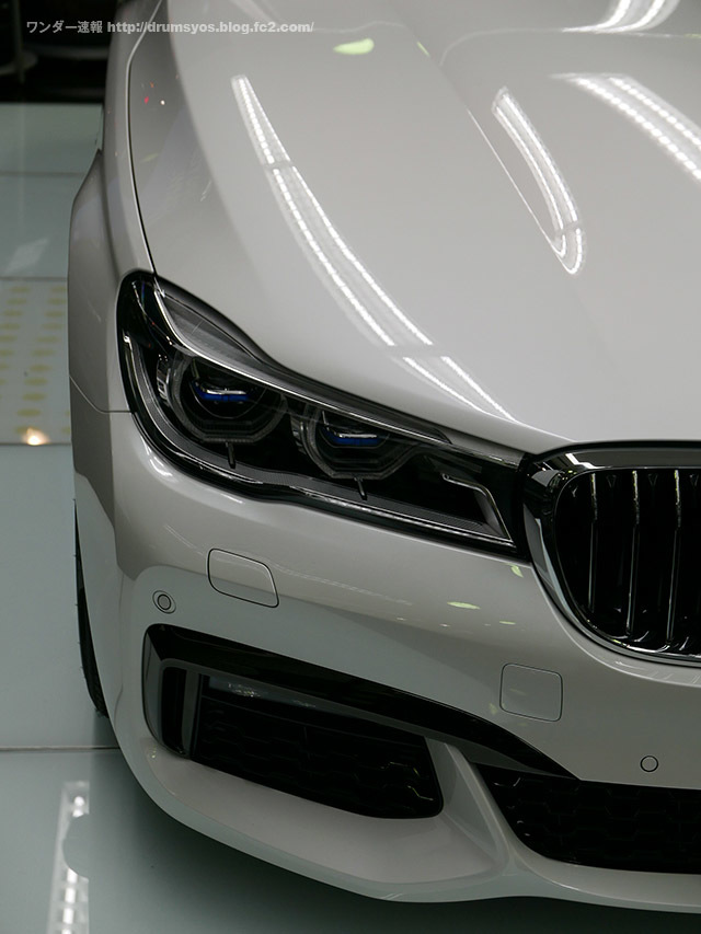 BMW7_13.jpg