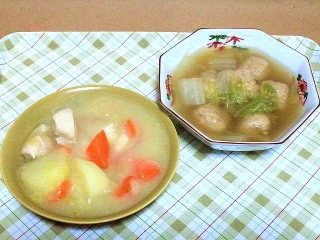 170131_4428 財田さんの料理・鶏むね肉のコーンクリームシチュー白菜と・鶏団子のスープVGA